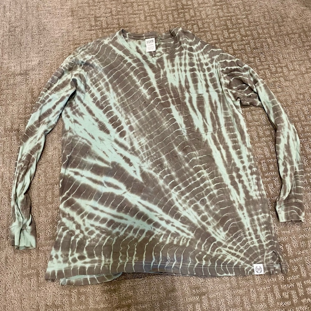 Tie-Dye Long Sleeve Shirt